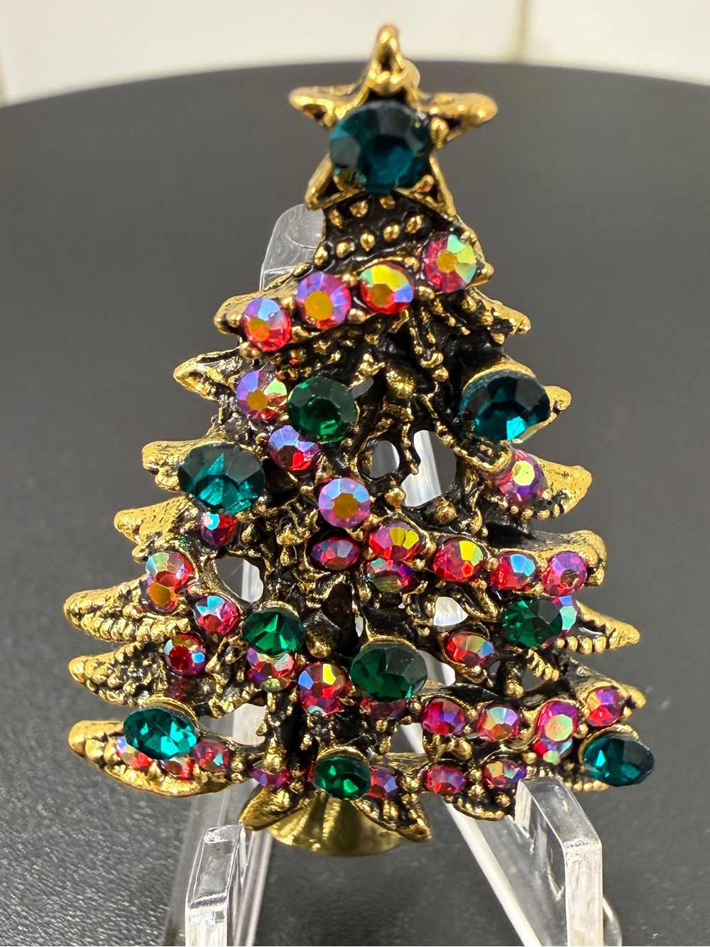 Festive Gold Christmas Tree Brooch with Green and Aurora Rhinestones